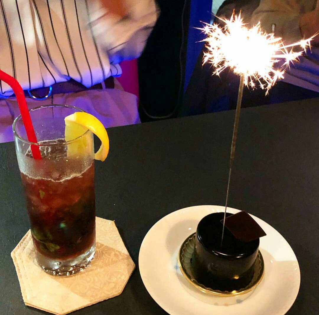 BarMeteor's tweet photo. 🎂ハッピーバースデーカクテル🎂

https://t.co/xBnyGLTuEF https://t.co/6FgOC2gBqm