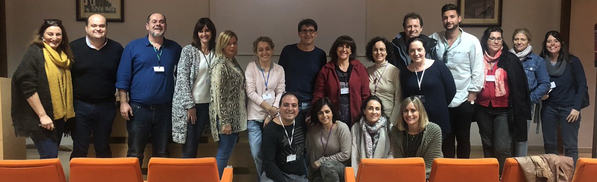 AsociacionRCP's tweet photo. Último curso de Soporte Vital del año donde el trabajo ha sido intenso y gratificante. Gracias a todos los alumnos y docentes por la implicación.
Nos despedimos con el @AGSSurSevilla y ya preparando 2019 #ERC2015 #SVA https://t.co/4Ei70MQ1Zo