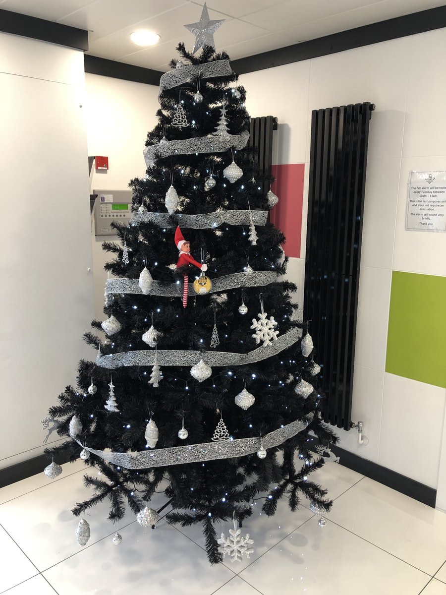 ba_clic's tweet photo. Our #ClicmasElf really likes the #iminc bauble in support of @davocaulfield campaign to raise money for Brain Tumour Research. You can donate here- https://t.co/kxdL5KQaxD
#youreincharge https://t.co/sEhFRbvfbF