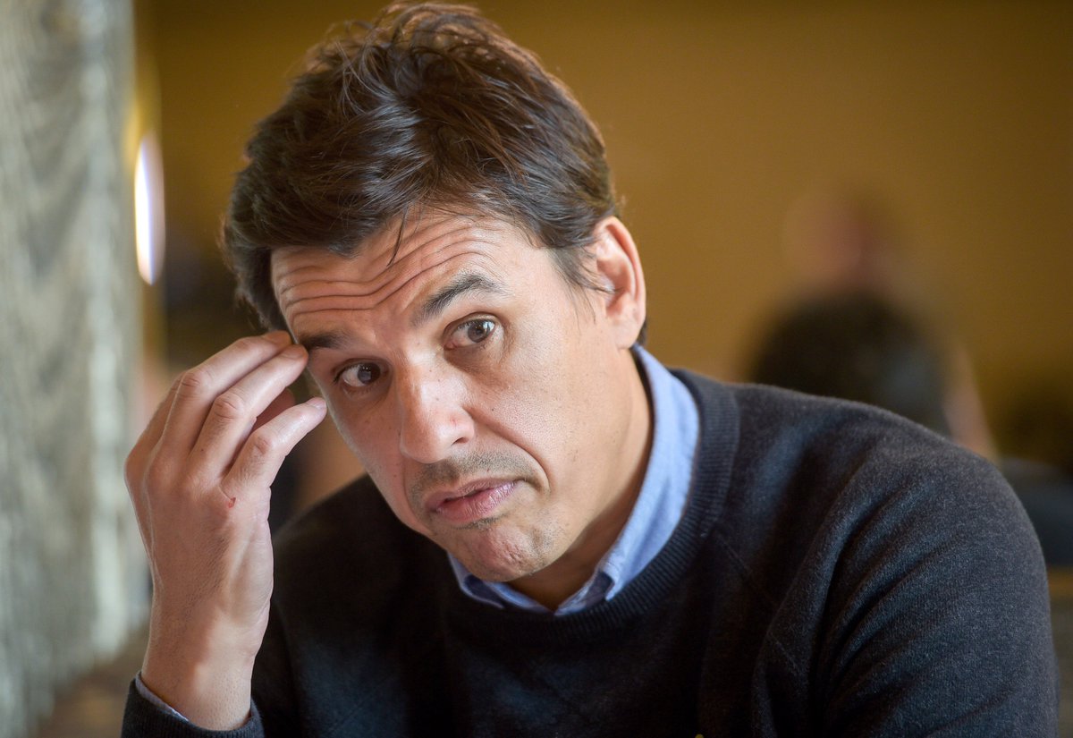 FootyAccums's tweet photo. A documentary of Sunderlands dismal season last year will be released on December 14th, on Netflix.

The trailer has shown Chris Coleman kicking off with a fan 😳

Fantastic Christmas present for Newcastle United fans though 😂 https://t.co/pyLWQ4uppB