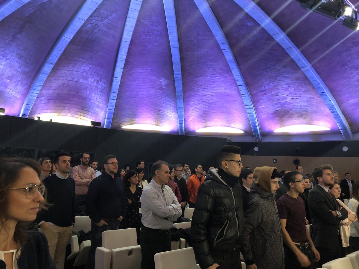fabianmohedano's tweet photo. Acompanyant @fundacionexit i el @nachosequeira. Si no existís, l’hauríem d’inventar! @ccfpcat 
Espectacular espai @MuseuAgbar a #cornella https://t.co/ikMkeCDvCz
