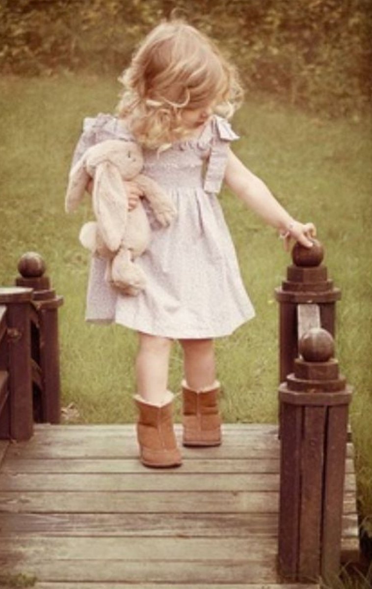 Oh would you lookit'..I was a cute little one. Boy how time flies..