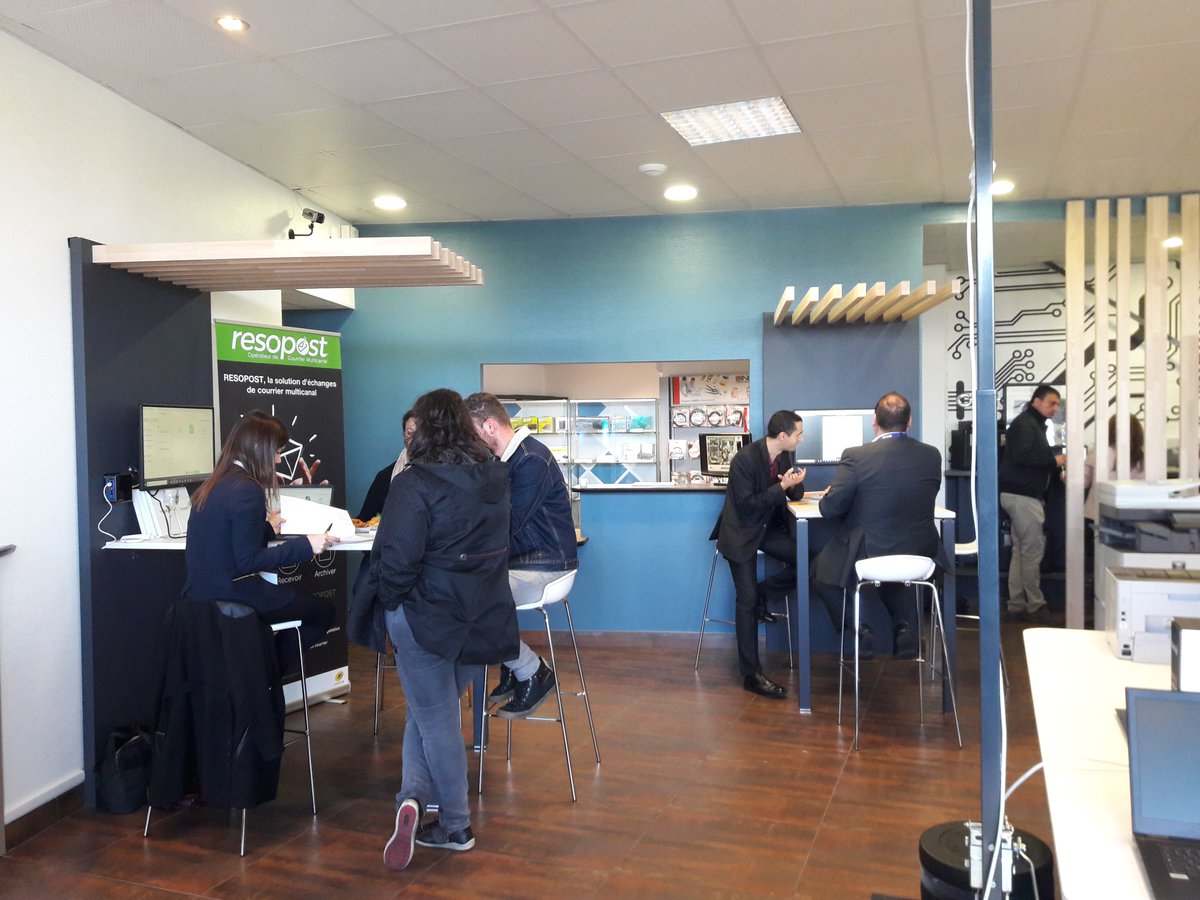 SodicomAncenis's tweet photo. [ANNIVERSAIRE] Vendredi dernier nous fêtions les 20 ans de SODICOM. Une journée réussie, grâce à nos partenaires qui étaient présents et à nos clients qui sont venus nombreux. Merci encore à tous !
#20ans #SODICOM https://t.co/PnY3JAuFuZ