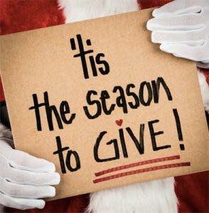 TCCDinner's tweet photo. We are making #1000christmasdinners for #greatermanchester we need your #help we received hardly any #support from #supermarkets last year. Our meals go to #homeless people, #elderly and #families in #poverty we need support please #donate here 👉🏻 https://t.co/5QCzfqE4yv https://t.co/NscYE81wI1