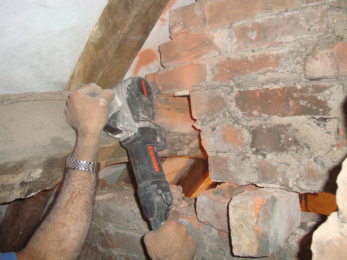 Make sure you unblock that #chimney for any #festive visitors this #Christmas !!!