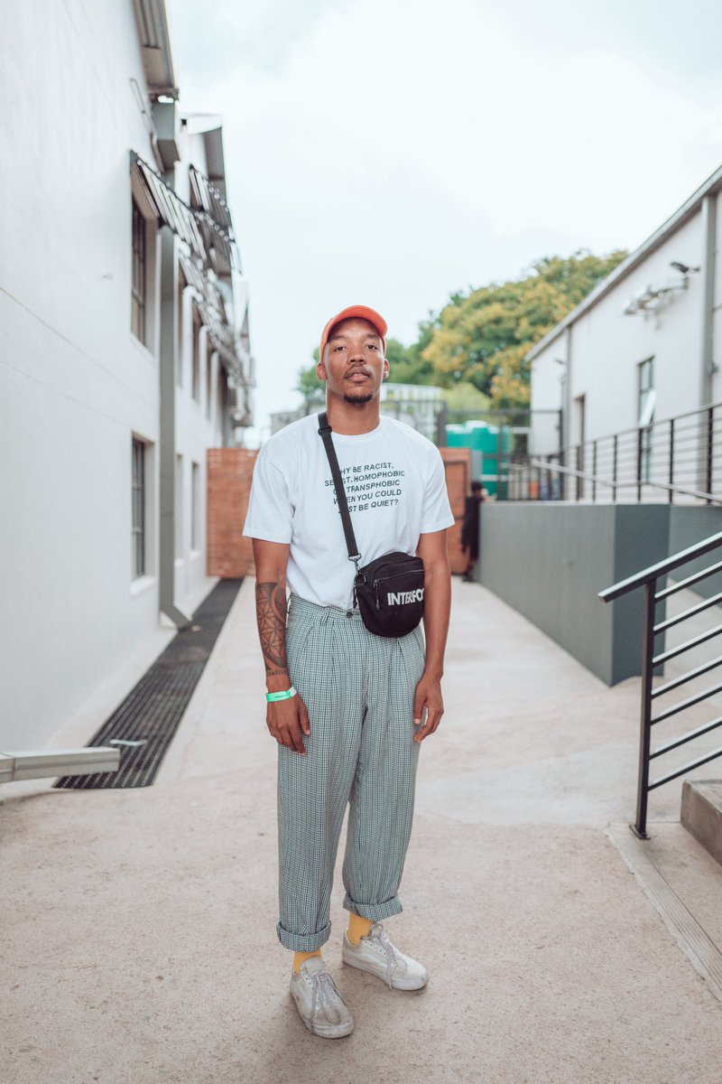 Muzi 🇿🇦 (@muziou) on Twitter photo 2018-12-11 14:18:00 Questions_other draft Music video out now 🌻 🎥: youtu.be/-et6rjNocTM Questions_other draft Music video out now 🌻 🎥: youtu.be/-et6rjNocTM