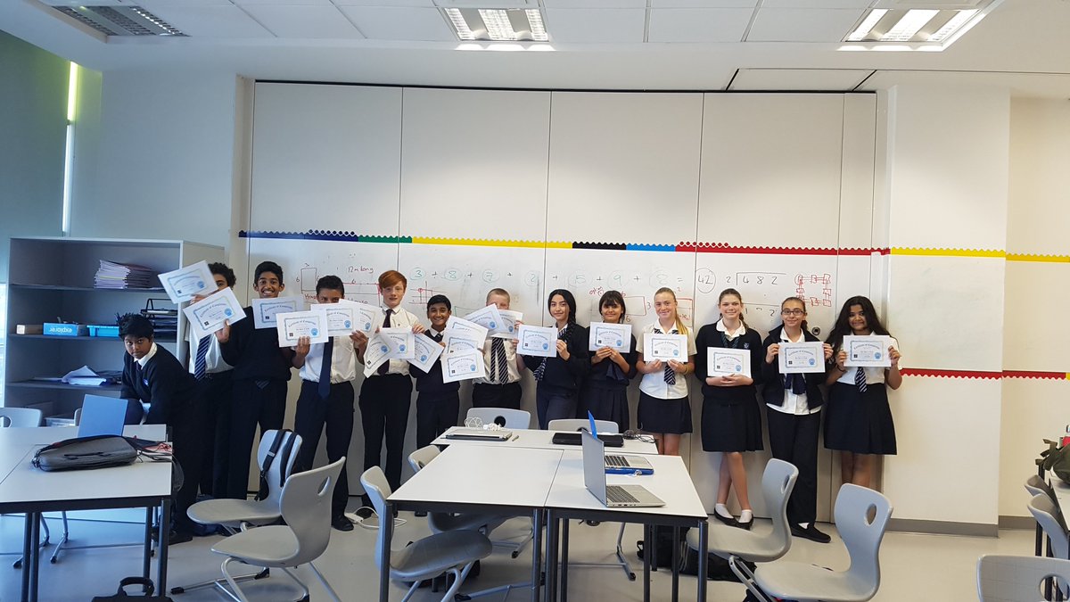 WSOComputing's tweet photo. @GEMS_WSO students continuing the #HourOfCode fun. Certificates for everyone! #computing #computerscience #programming #fun #DubaiSchools https://t.co/QhEzLw81HE