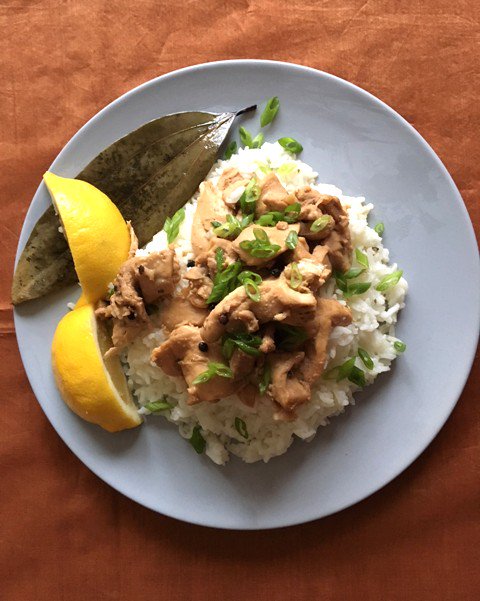 Quick &amp; easy Adobo #Chicken #recipe @ bit.ly/2gWtiP8 
  
#delicious #food #recipes