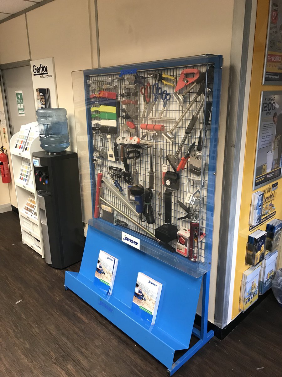 New Janser stand delivered <a href="/LGSflooring/">LGS</a> Gateshead this morning #flooringtools #carpetfitters #flooringcontractors