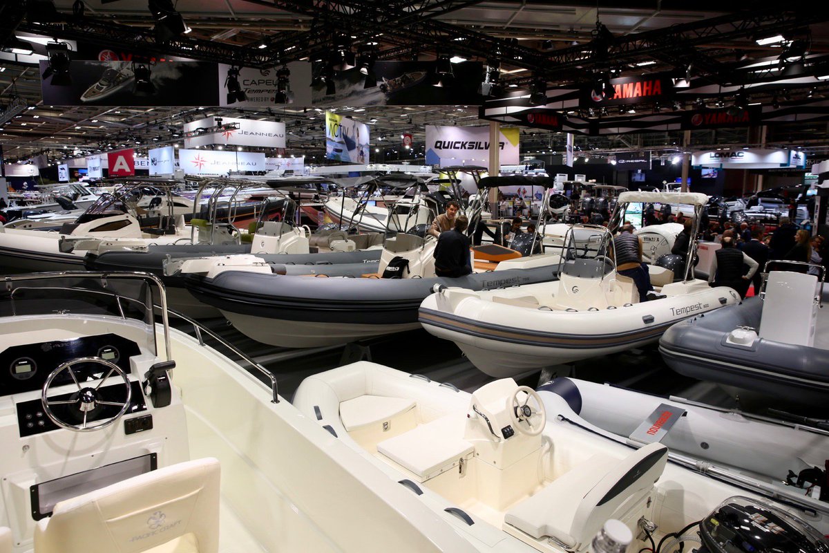 YamahaMarineFr's tweet photo. Les dernières nouveautés bateaux #Capelli, #PacificCraft et annexes #Yam sont à découvrir au @NauticParis. On vous y attend sur le stand #Yamaha (Hall 4 - stand A21-A22).
#Nautic 2018 #Bateaux #Nouveautés https://t.co/4CEufMFsz4