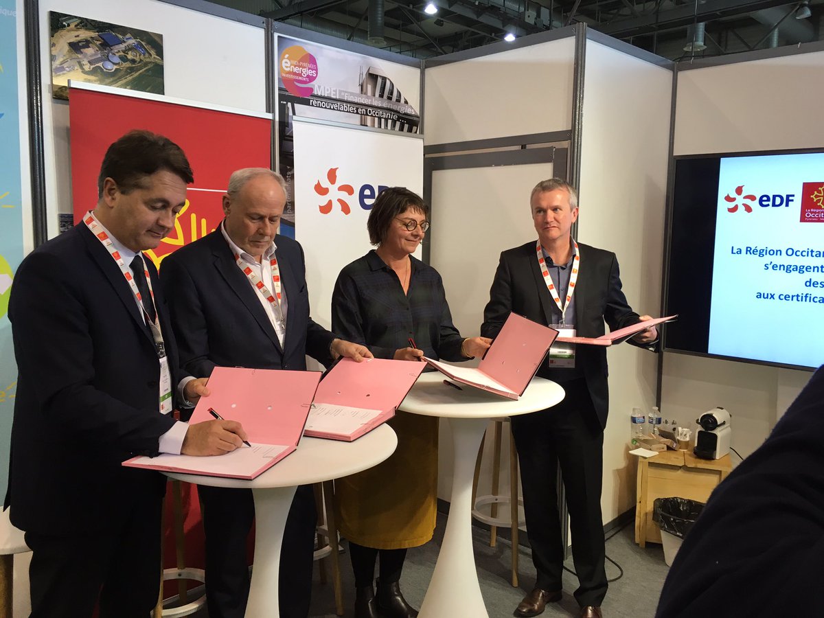 ReseauRelais's tweet photo. #Energaïa #Montpellier #télétravail La Région @Occitanie @EDFofficiel  et @ReseauRelais s’engagent pour le développement de #tierslieux grâce aux Certificats d’Économie d’#énergie https://t.co/4adYEllIUV