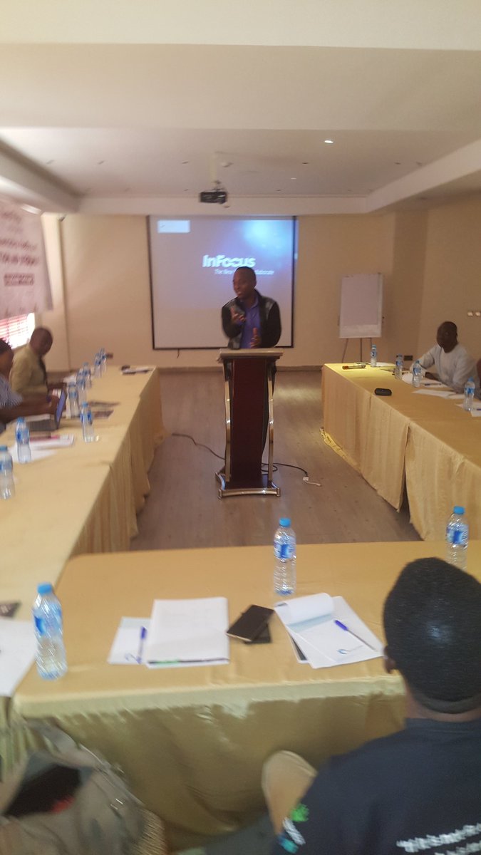 BudgITng's tweet photo. Atiku Samuel explaining the roles of CSOs in elections advocacy.

CSOs should not see themselves as competitions.

#PluggingTheGaps 

#EvenItUp https://t.co/W9RX1M2SW9