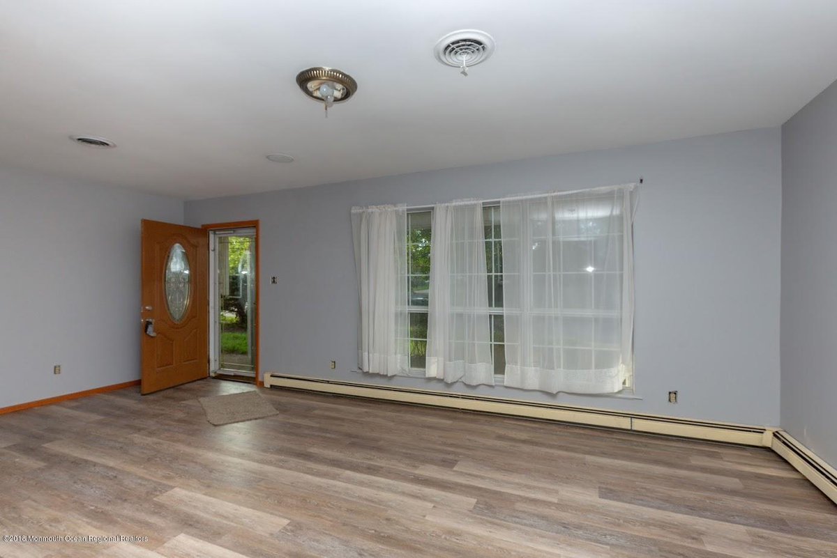 ARCRealEstate10's tweet photo. Great New listing in Little Egg Harbor, NJ! 4 beds & 2 bats for 239k.
#littleeggharborrealestate #littleeggharborrealtors #njrealestate #njrealtors #arcrealestate #sellingrealestatenj #oceancountyrealestate #jerseyshorerealestate #jerseyshorerealtors
https://t.co/l6xA2cJzSQ https://t.co/XSHrRG6ITR