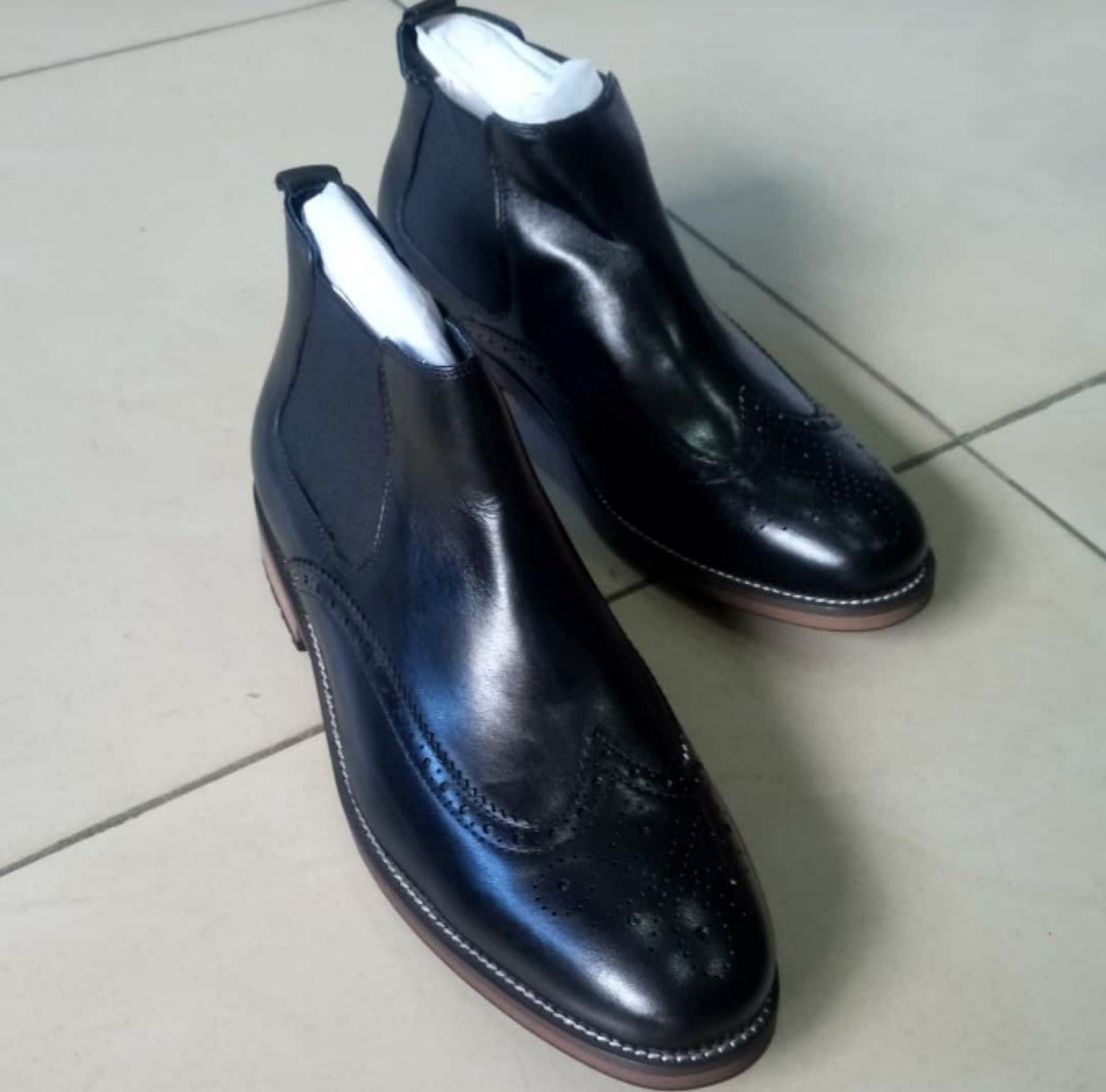 CollectionsGee's tweet image. Quality official shoes now at Kes 5000-/ save 500-/ #decemberoffers . DM/WhatsApp/text 0729273212 for orders.
#NewCurrencyKE 
#MtuWetuNonsense
KES 20
KES 1
#ecommerce