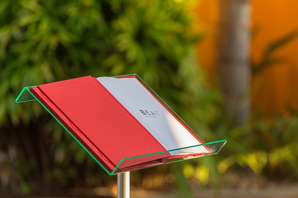 "La nueva carta de Beat es un viaje por mar y tierra en el que fluyen emociones, colores, sentimientos y mucho sabor." 
<a href="/BonViveurSpain/">Bon Viveur</a> 

#Beatcalpe