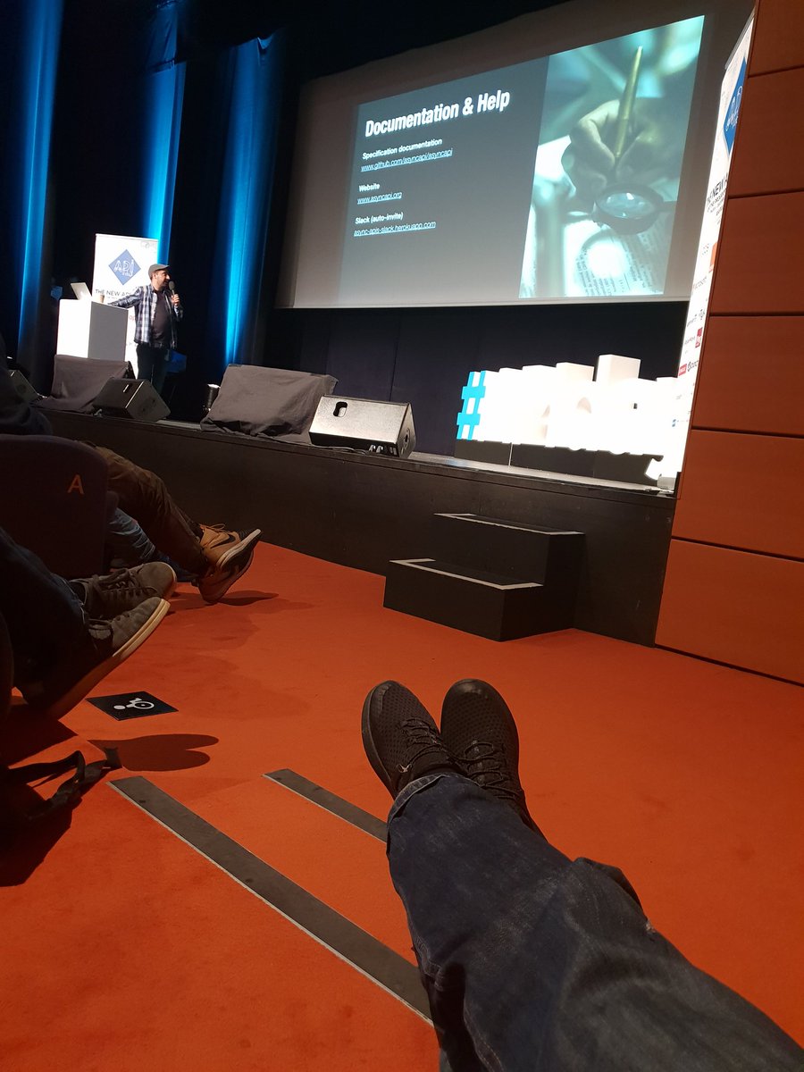 DJPokis's tweet photo. API days are super crowded. No wonder it is the BIGGEST API conference in the world!  #apidays #paris #apidaysparis https://t.co/2MV4NXdhw2