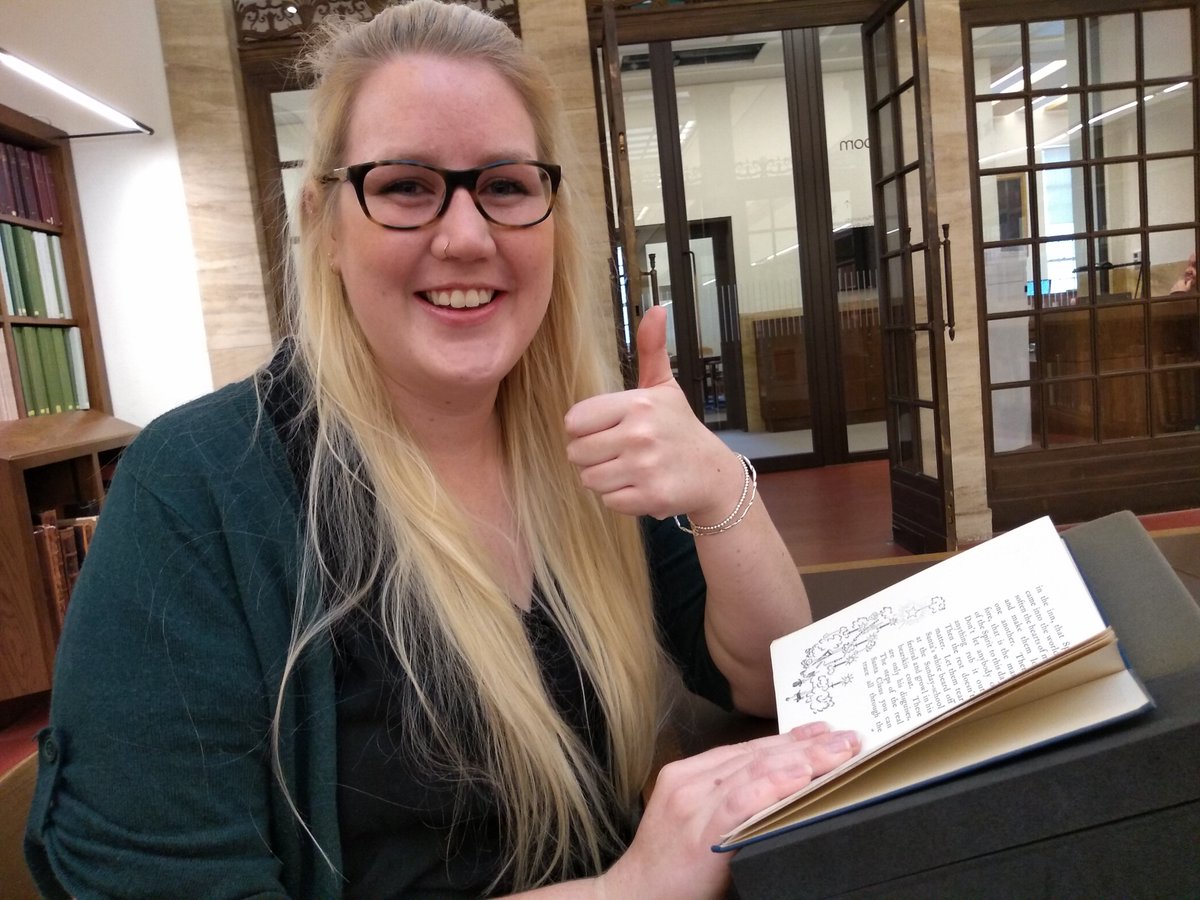 The public believe that, yes, there *is* a Santa Claus, and the good news is that the public are CORRECT.
Our expert researcher has just finished the book and is very happy to report: the big man is real and that's as close to official as it's ever going to get. #BODresearch