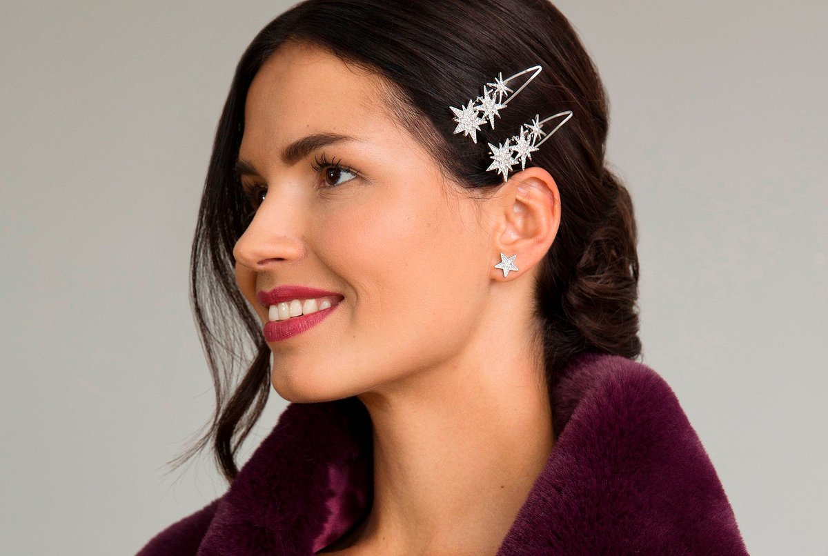 Laura Ashley tweet media