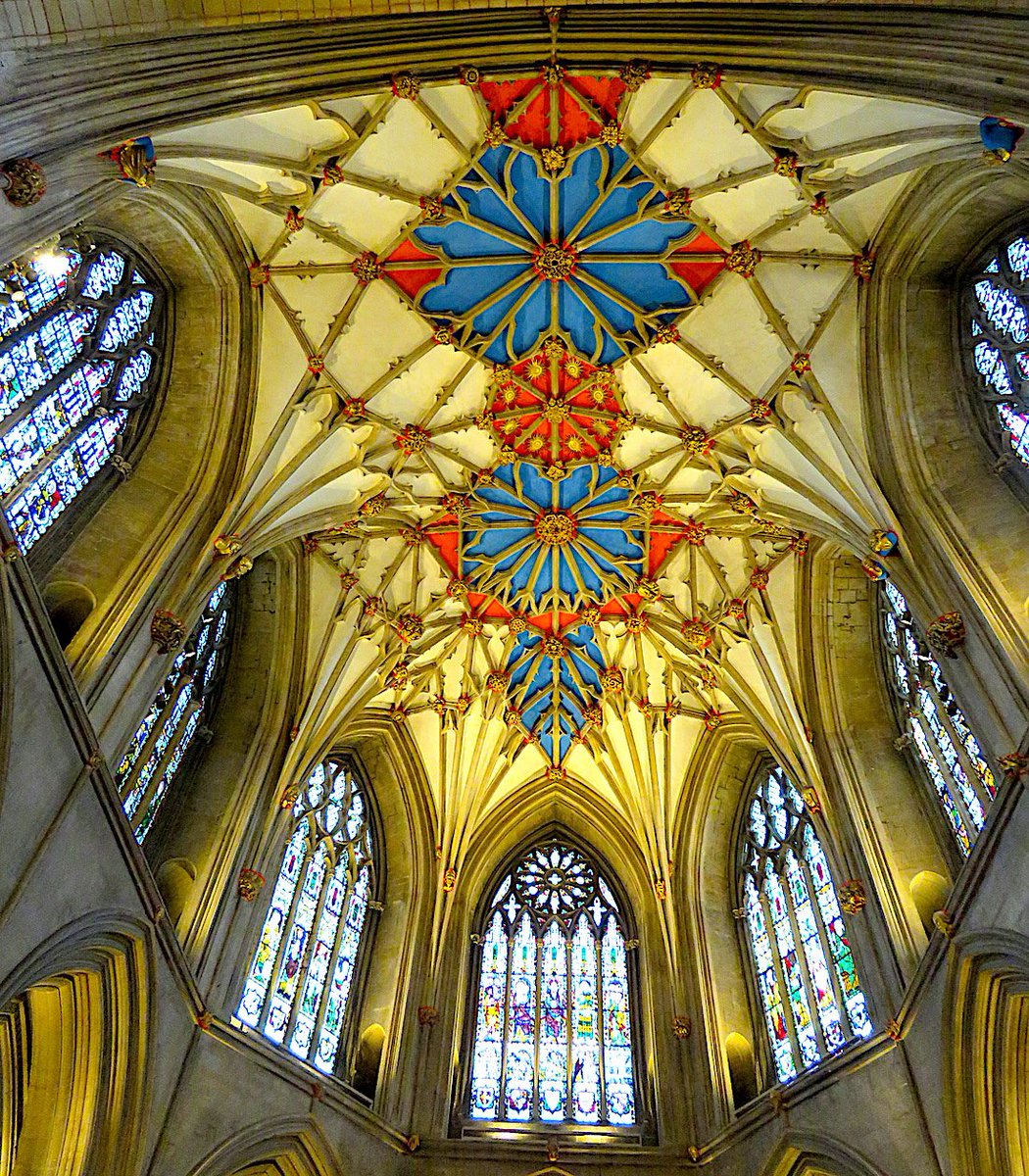 The magnificent C14 Decorated sanctuary of Tewkesbury Abbey. After Yorkist Edward IV defeated the Lancastrians at the Battle of Tewkesbury sun roof-bosses were added.  "... made glorious summer by this sun of York."