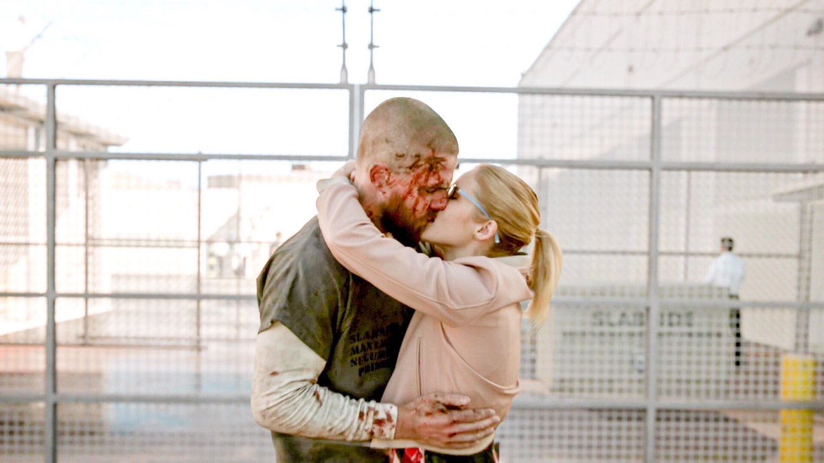 MaryScarpati's tweet photo. Love is too small a word ❤ #olicity #Elseworlds https://t.co/pMPt5E8PzW