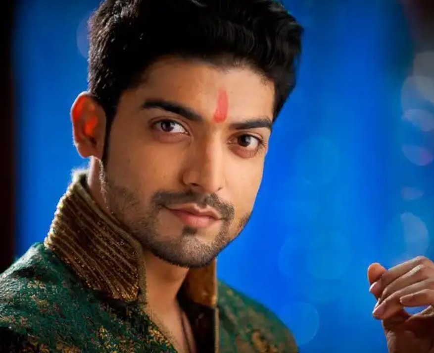 Maan Singh Khurana (Gurmeet Choudhary)- Geet Hui Sabse ParayiEver seen a character with no flaws. Well here's one. He's the too perfect to be true types