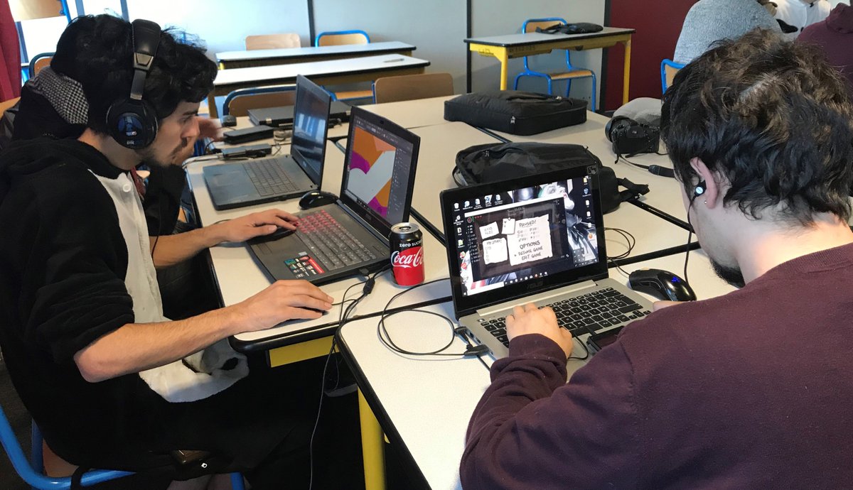 G4formation's tweet photo. 🔛À #Marseille 12 groupes de #projet se sont attaqué au J2 de #GameJam pour développer des #jeux sur le thème du #rêve!💻🎮
⭐️Ils ont promis de nous faire rêver!⭐️
#hackaton #jeuxvidéo #team #dev #web #unity #game #gamer #graphisme #webdesign #webdesigner #RGPMaker #GDevelop https://t.co/pyxxi8LOmc