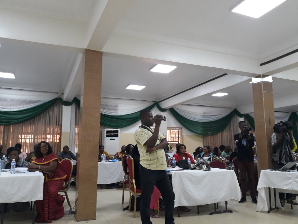 DOsemhenjie's tweet photo. UNW training of media in partnership with INEC on gender sensitive reporting in elections. 80 media organizations print and electronic participsting at the training in Lagos
#UNW 
#INEC https://t.co/nefxrpdAzY