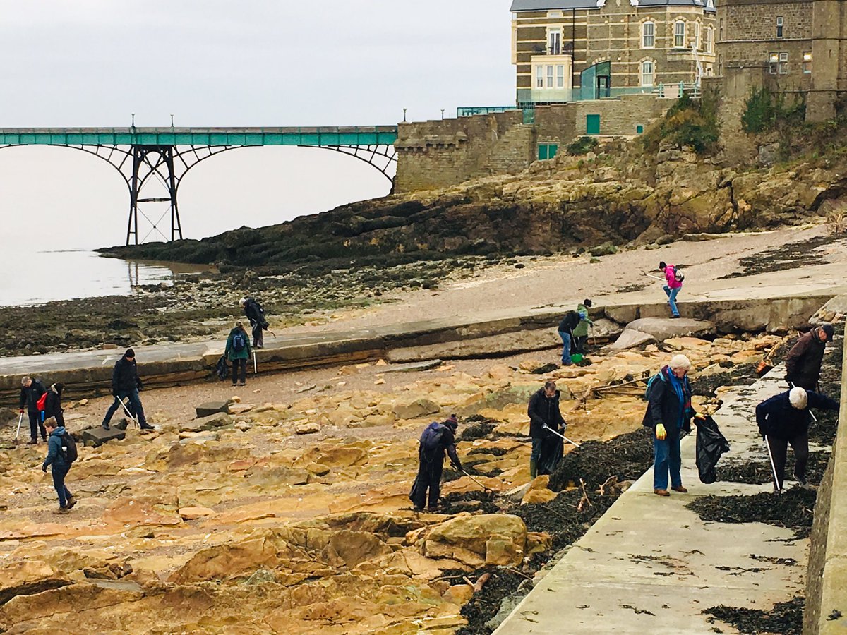 Great to see so many volunteers & corporate groups out in Clevedon today cleaning the beach #clevedonpier