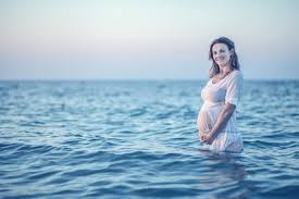 #water birth is the technique of giving birth in a pool of water which is considered to less #painful yet #complicated . 
Know more about the #pros and #cons of water birth.
Log onto - goo.gl/JPG9Ae
#Results2018 #Obstetrics #Gynecology #pregnancy #natal care