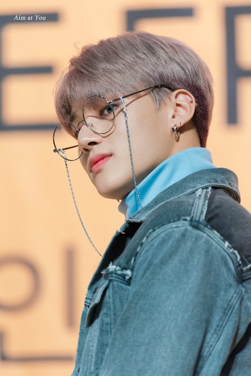 ATEEZUD's tweet photo. describe him in one word

📸 aimatyou_1126 https://t.co/HBQQnwnOSn