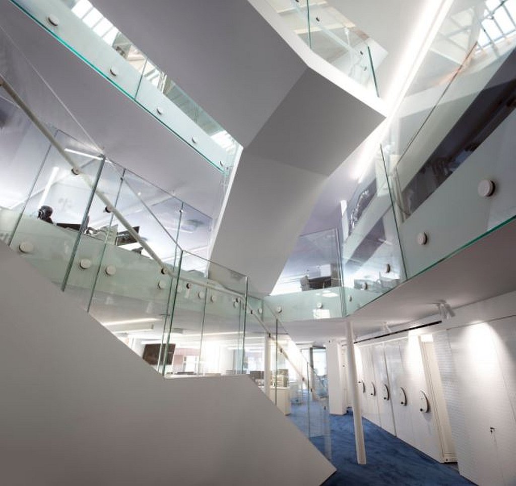 Looking for a new start in 2019? Our incredible award-winning team at Evander, THE lead­ing glaz­ing con­trac­tor in the UK, pro­vid­ing com­mer­cial and pub­lic clients with glass and glaz­ing ser­vices are recruitinjg - evander.com