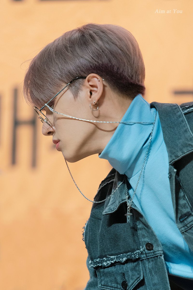 ATEEZUD's tweet photo. describe him in one word

📸 aimatyou_1126 https://t.co/HBQQnwnOSn