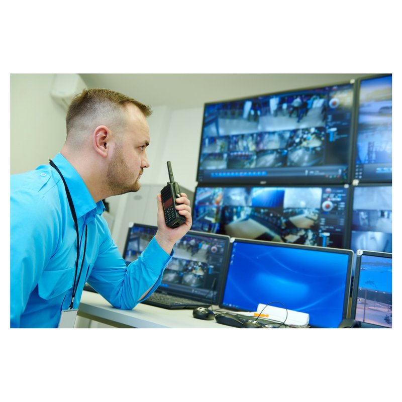 vacantproperty1's tweet photo. #ConstructionSiteTheft - Criminals know #buildingsites close down over the holidays, so double check your security: perimeters, lock away valuable equipment &amp; fuel, set alarms &amp; lights; better still contact us to deploy 24/7 'eyes' with #CCTV remotely monitored by our 24/7 centre https://t.co/eERq44Wqcl