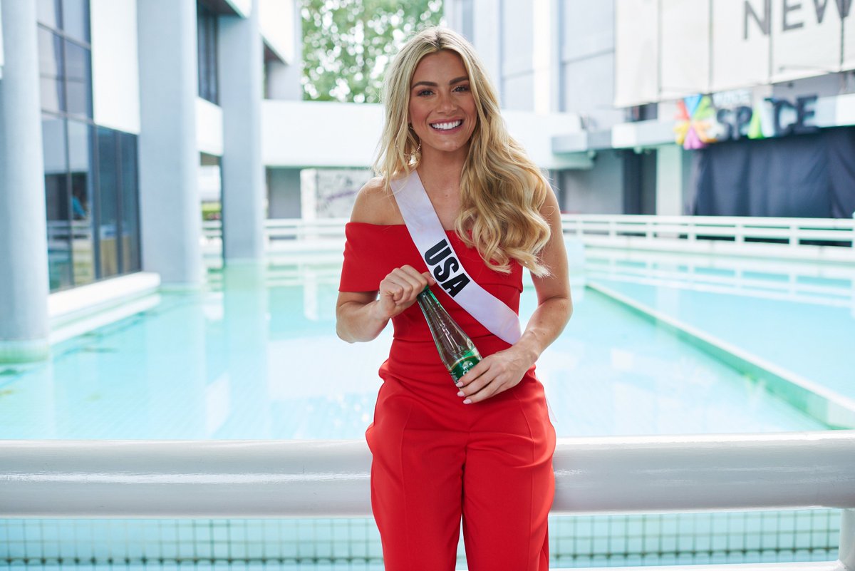 MissUniverse's tweet photo. Rehearsal breaks in the Thai sun? ✔️ @CHANGWorldTH https://t.co/sIybpSCfRt
