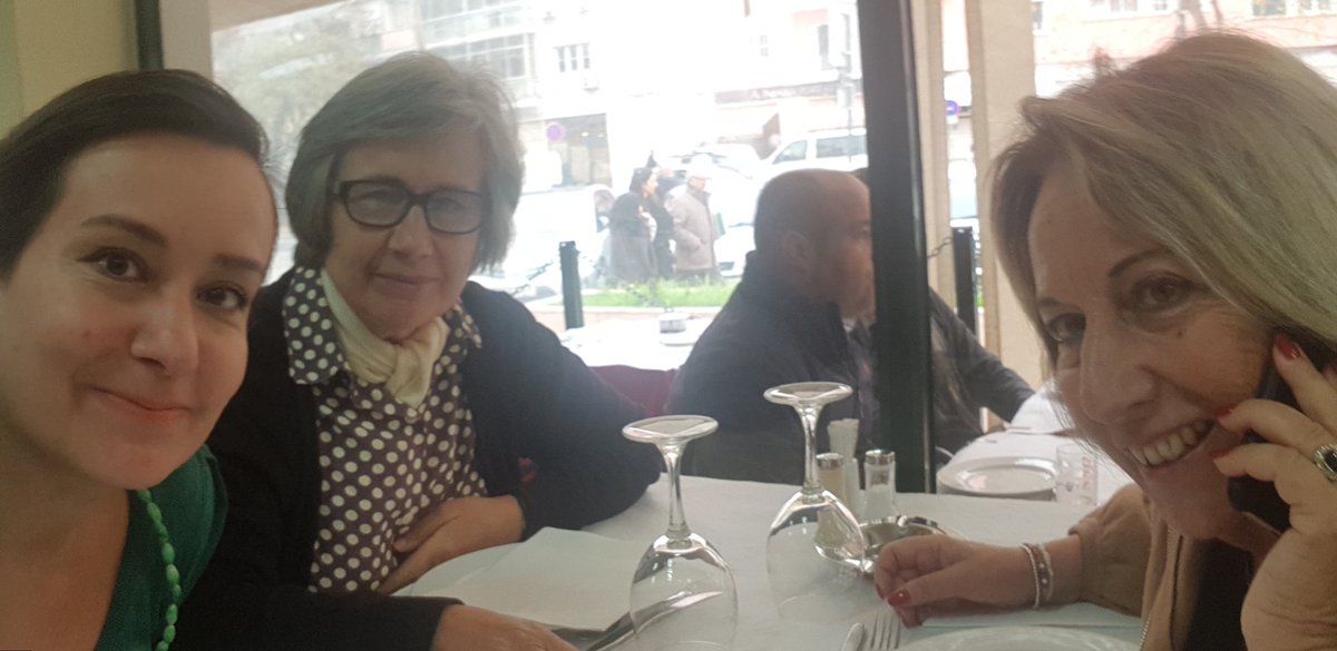 CatTullyFOH's tweet photo. As #Zuzartes com #sempalavras
Not in #49bl but Lisbon
Again I seem to be watching the #brexit fun from a distance https://t.co/SB4ocDdtgD