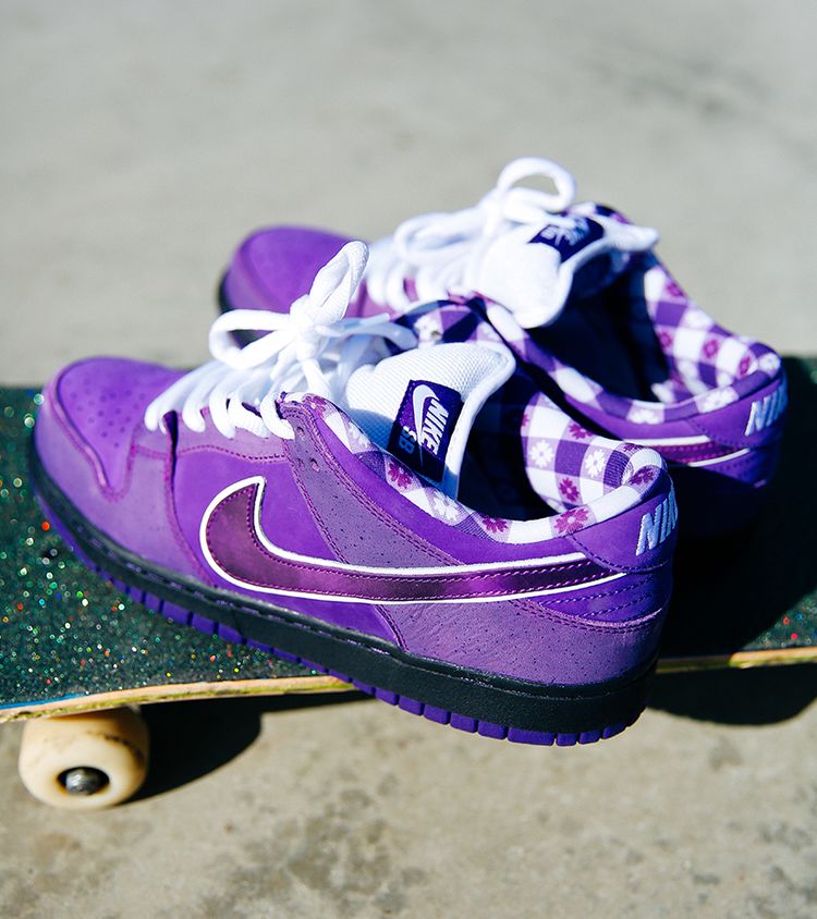 purple lobster sb on feet