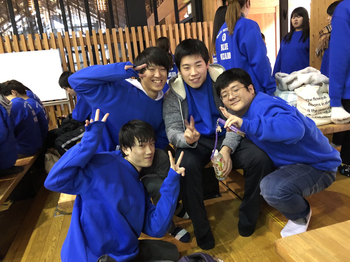 河原外語観光 製菓専門学校 Pa Twitter 13日は河原学園の体育祭 スポーツフェスティバル 今年のチームカラーは 青 1年生は本番に向けてダンスパフォーマンスの練習でした 声優タレント科張り切ってます 愛媛の専門学校 といえば 河原学園 12月13日