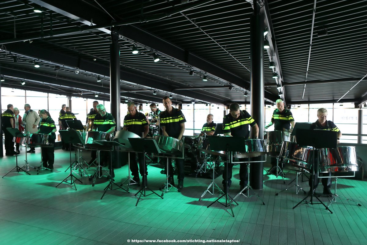 Foto gemaakt tijdens de Nationale Taptoe 2018 met op foto de Politie Steelband
Kaarten voor de Nationale Taptoe 2019 kunnen worden besteld via de site van de Nationale Taptoe. nationaletaptoe.nl
