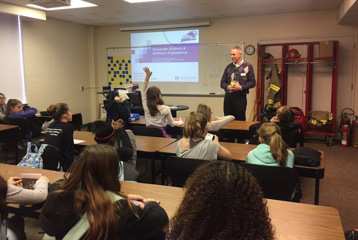 sdublin1's tweet photo. Awesome turnout today at #CSISGF18 Thank you to all of the sponsors and @Kroll_Rob and his @JarrettTrojans team for organizing! @officialSPS https://t.co/f5Zh4anl24