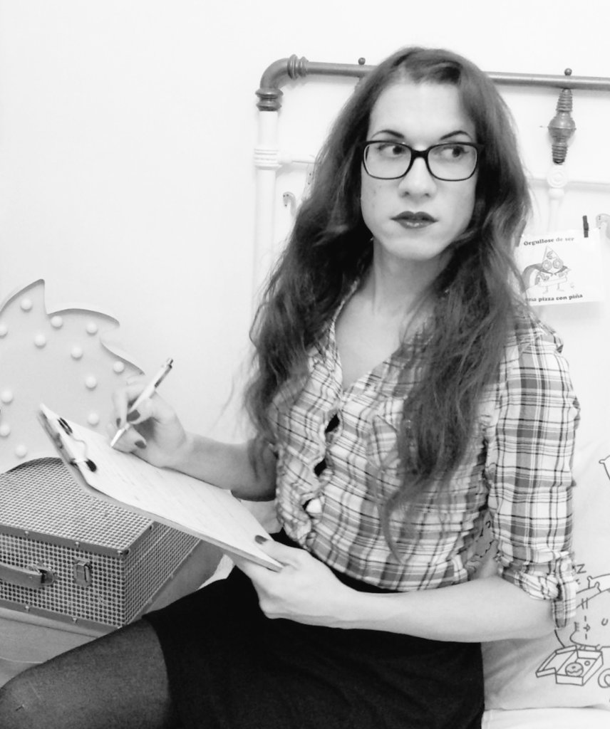 elsaruizcomica's tweet image. Nuevo vídeo de #LostInTransition hoy a las 20h.