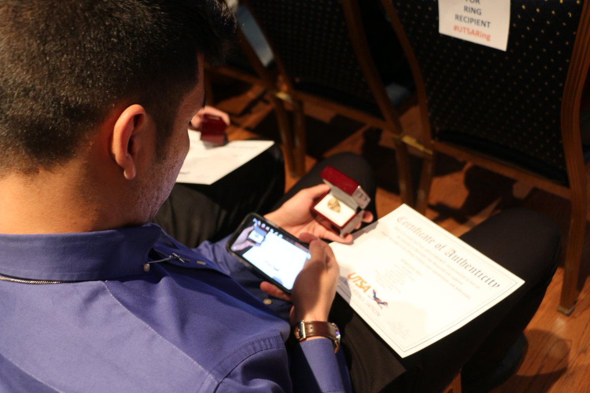 UTSAAlumni's tweet image. The UTSA Ring is a symbol of hard work and dedication! Congratulations to this years recipients. We can't wait to see you walk the stage 🎓 #UTSARing #UTSAGrad18