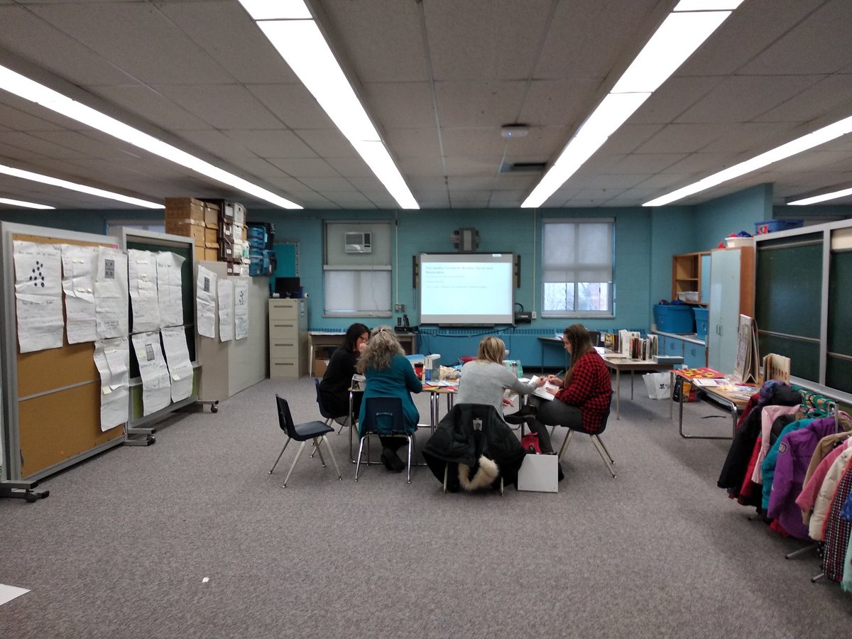 MmeLRT's tweet photo. Kindie/G1 teams working hard @renegordon_tdsb to consolidate learning from our 6 week #CI #EYMathchat #earlyyearsmathmatters @LC2_TDSB @marcsprack @kgfalcon @michael_tdsb @mpalmer1073 https://t.co/PaD38Uj3Om