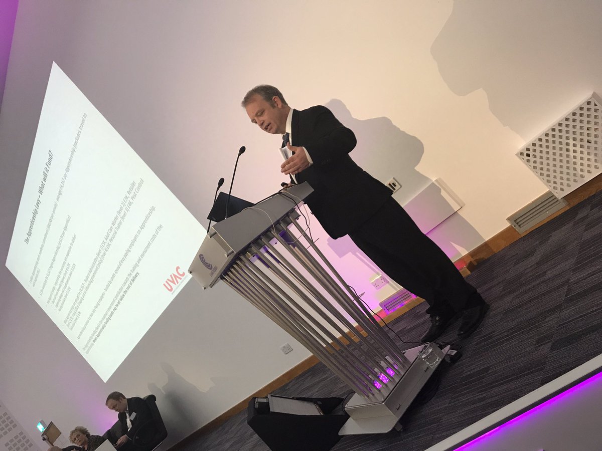 lemarksmith's tweet image. Adrian Anderson of @UVAC1 speaks passionately about continuing to make the case for the degree apprenticeship in a balanced apprenticeship funding model - and allowing employers to make decisions about including degrees in specifications. #HigherApprenticeships18