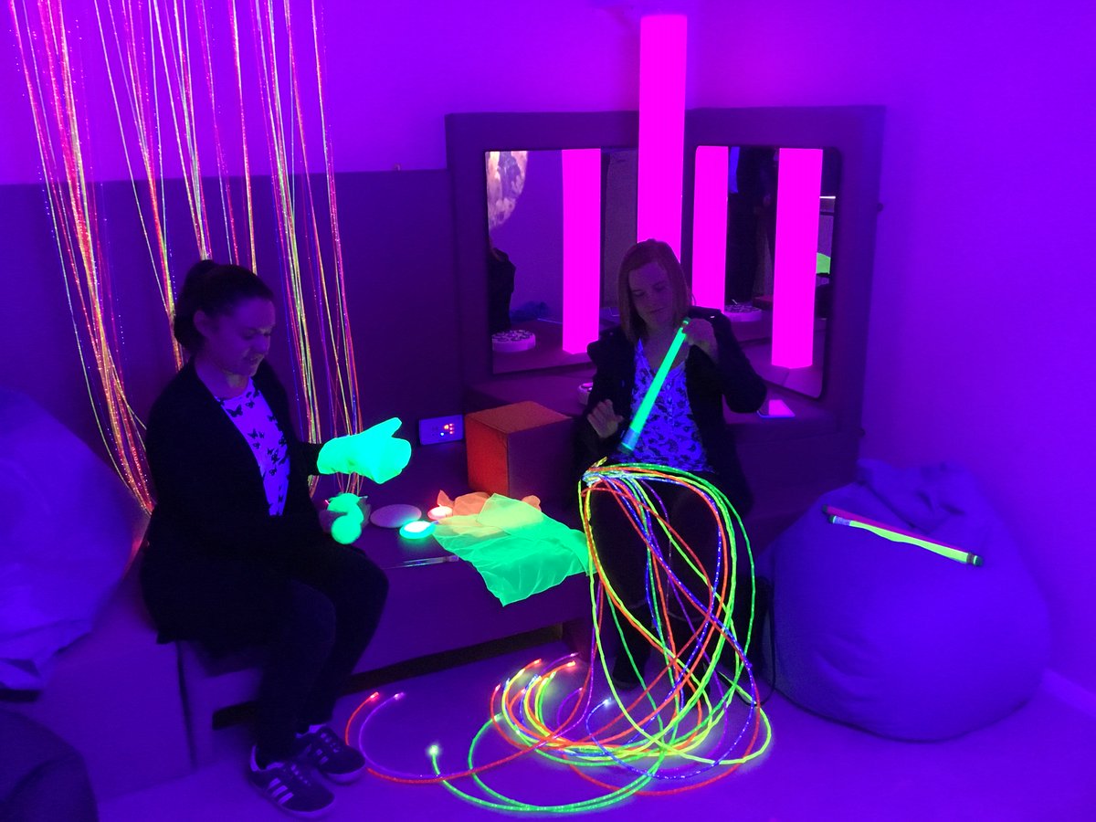 ajfloorcraft's tweet photo. We had a wonderful time at the unveiling of the new sensory room @UmbrellaDerby! It has a vibrating bed &amp; hoist access, a fibre optic waterfall curtain, UV lights &amp; so much more. Proud to support this wonderful charity. #CharityTuesday #TuesdayMotivation #Derby https://t.co/nvbvdlxNli