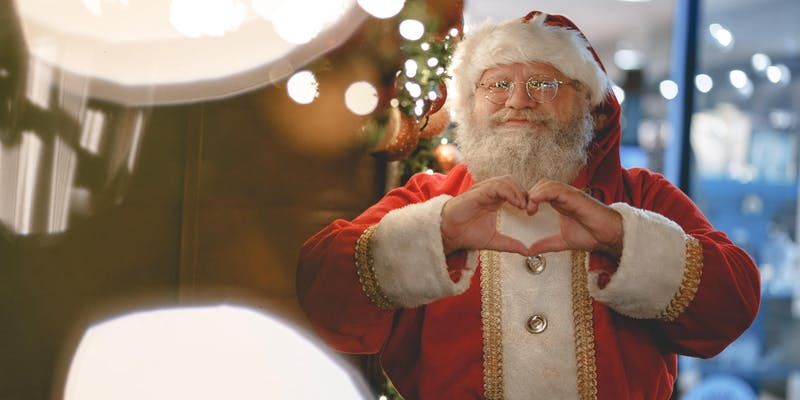 Les Talents M et <a href="/OZTUDIO_mtl/">OZTUDIO</a> vous invitent à fêter le noël des entrepreneurs et travailleurs autonomes de Montréal, jeudi à partir de 18h ! Au programme : tout pour amuser votre esprit entrepreneurial et agrandir votre réseau ! buff.ly/2SQxotA #coworking #entrepreneurs