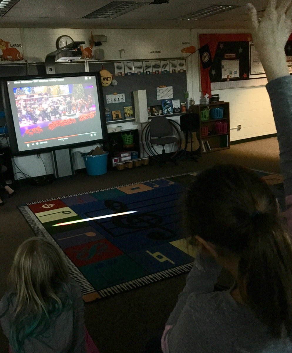 SLES 5th graders are having fun studying major and minor with some twisted tunes. Check it out for yourselves. m.youtube.com/watch?v=Yyx_gn… Thanks <a href="/theusarmyband/">The U.S. Army Band “Pershing’s Own”</a> for the great music! <a href="/SeldensLanding/">seldens.landing.es</a>