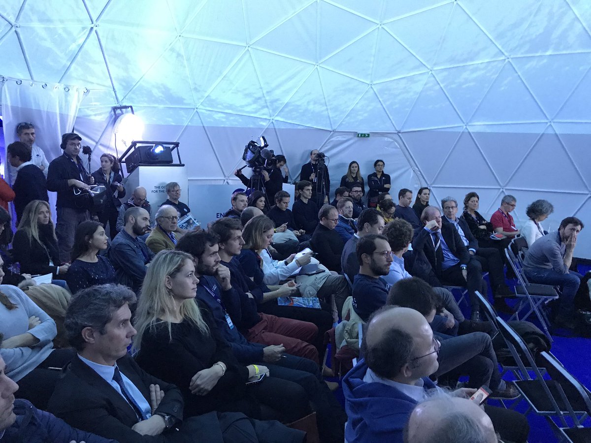 En 2019 #EnergyObserver se transforme! Je suis très fier d’intégrer 2 #Oceanwings conçues par @VPLPYachtDesign et CNIM pour optimiser le mix énergétique de notre navire. Jusqu’à moins 42% de dépenses énergétiques pour les navires de commerce, un potentiel immense pour la mobilité