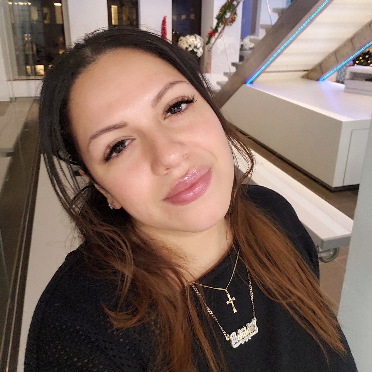 minasaywhat's tweet photo. Topic this am in #MinasHouse on @SIRIUSXMTHEHEAT who is the King Of R&B right now? Comment π and I may read on air #TTT #TheHeat #SiriusXm #kingofrnb #nomakeup #nofilter #naturalface #justlashes by @lashesbyjazmin π https://t.co/1elsg7kqWK