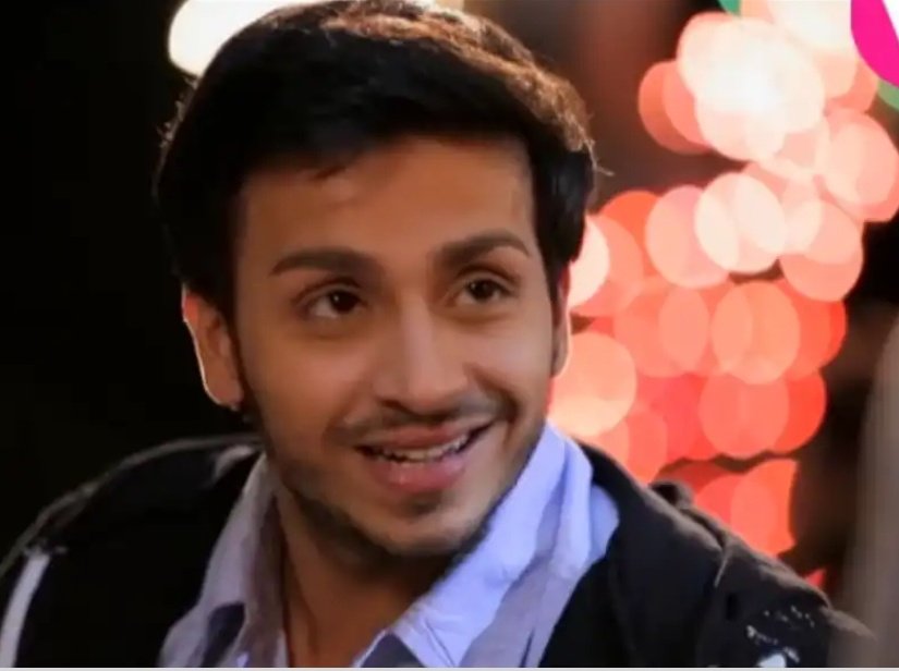 Randhir Singh Shekhawat (Param Singh Bhatia)- Sadda HaqHe is one of those characters who is full of flaws. But that is the same thing that makes him all the more real & endearing