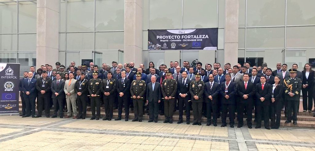 General Jorge Nieto (@generalnietor) on Twitter photo En desarrollo del plan choque #ElQueLaHaceLaPaga, <a href="/PoliciaColombia/">Policía de Colombia</a> #MásCercaDelCiudadano realiza en #Bogotá el 5° encuentro del Proyecto Fortaleza: representantes de 36 países y de la Interpol debaten, intercambian y comparten información que impacte la criminalidad transnacional En desarrollo del plan choque #ElQueLaHaceLaPaga, <a href="/PoliciaColombia/">Policía de Colombia</a> #MásCercaDelCiudadano realiza en #Bogotá el 5° encuentro del Proyecto Fortaleza: representantes de 36 países y de la Interpol debaten, intercambian y comparten información que impacte la criminalidad transnacional